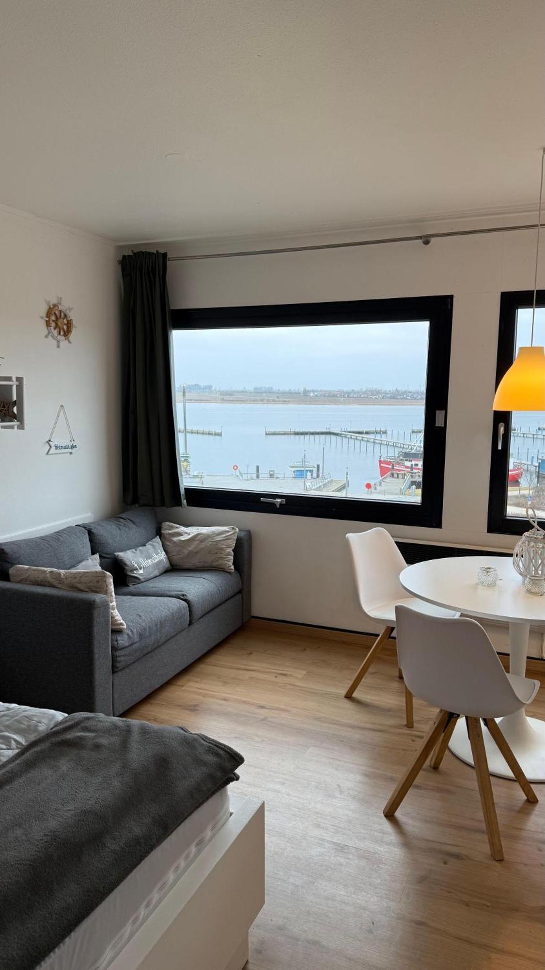 Ferienwohnung-Am-Suedstrand Burgtiefe auf Fehmarn エクステリア 写真